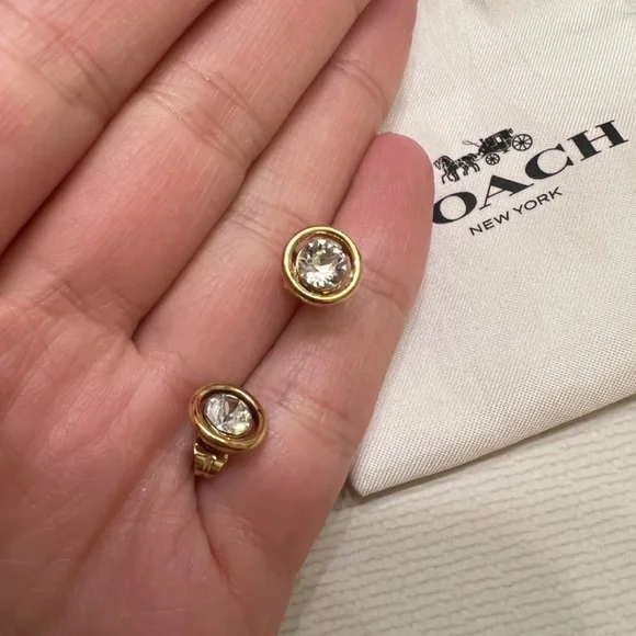 Coach stud earrings - Picture 4 of 8